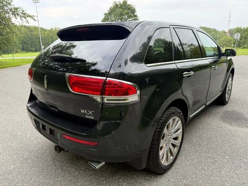 Used 2014 Lincoln MKX Sport Utility 4D w/ Equipment Group 102A image 9