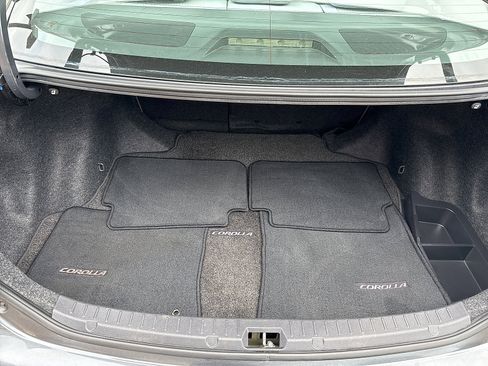 Used 2010 Toyota Corolla S FWD image 25