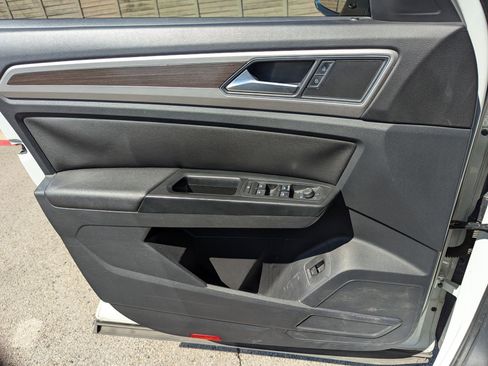 Used 2019 Volkswagen Atlas SEL image 12