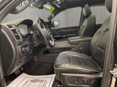 Used 2022 RAM 1500 Limited w/ Body Color Bumper Group AWD/4WD image 8