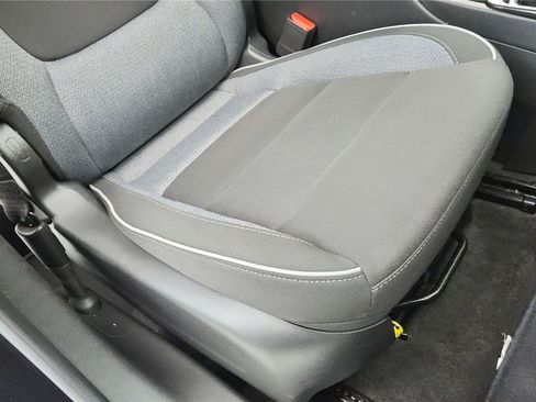 Used 2022 Chevrolet TrailBlazer LS FWD image 25