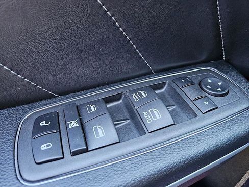 Used 2023 Dodge Charger R/T w/ Plus Group image 33