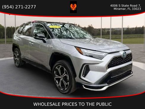 Used 2024 Toyota RAV4 XSE w/ Premium Package AWD/4WD image 8