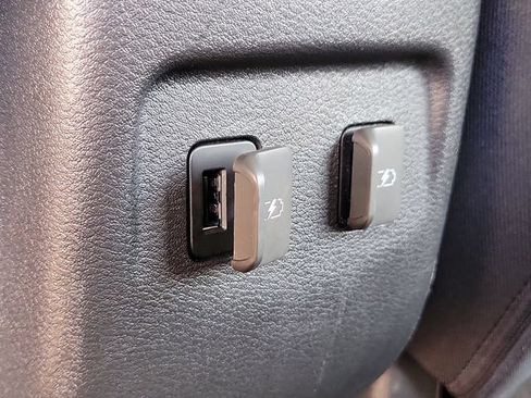 Certified 2023 Nissan Kicks SV FWD image 23