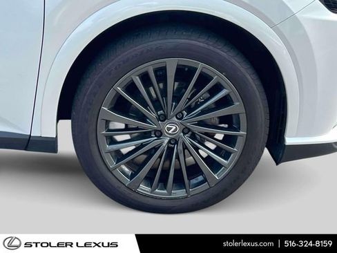 Used 2024 Lexus RX 350h w/ Cold Area Package AWD/4WD image 10