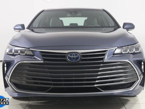 Used 2019 Toyota Avalon XLE image 48