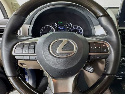 Used 2022 Lexus GX 460 Premium image 13