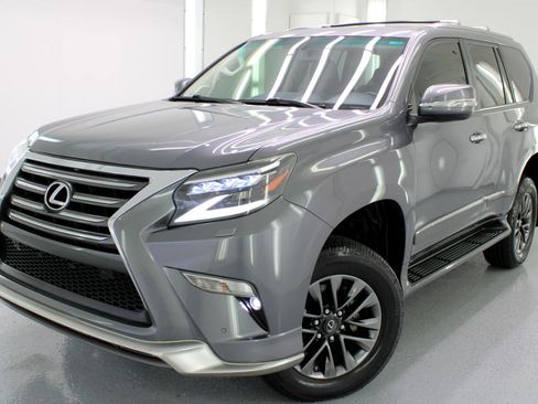 Used 2017 Lexus GX 460 Premium image 28