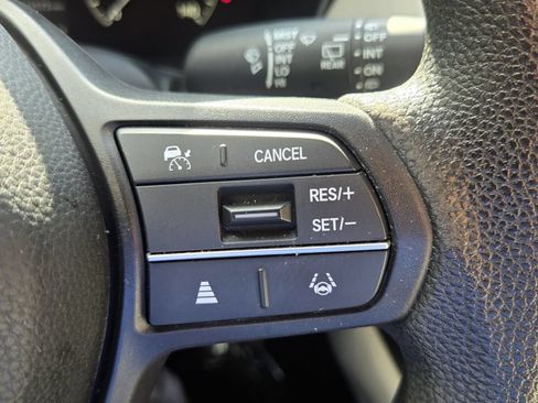 Used 2023 Honda HR-V LX image 26