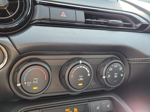 New 2026 MAZDA MX-5 Miata Club w/ Interior Package RWD image 13