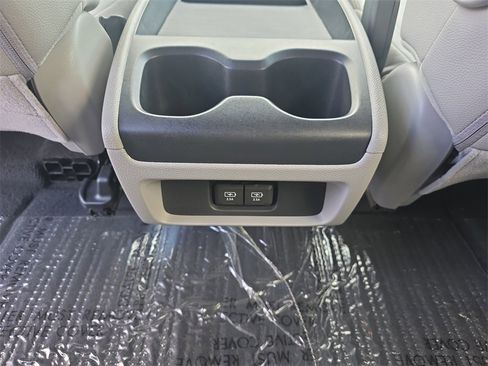 Used 2019 Honda Odyssey EX-L image 12