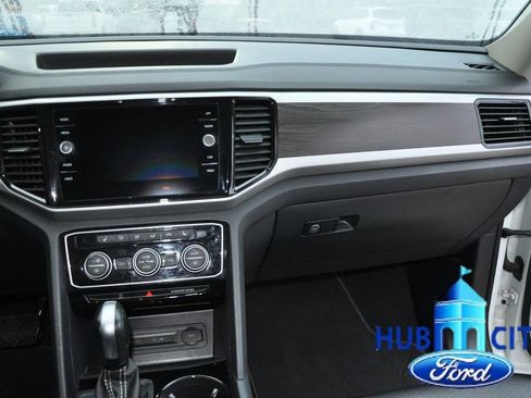 Used 2022 Volkswagen Atlas SE image 20