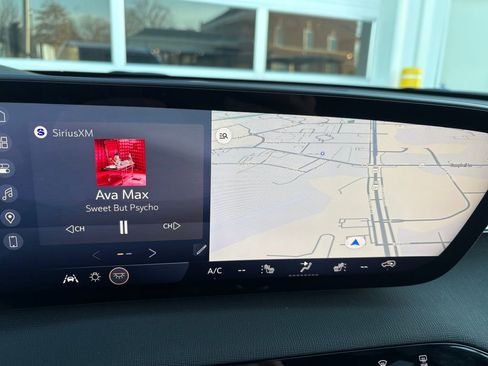 New 2026 Buick Enclave Sport Touring w/ Power Package image 31