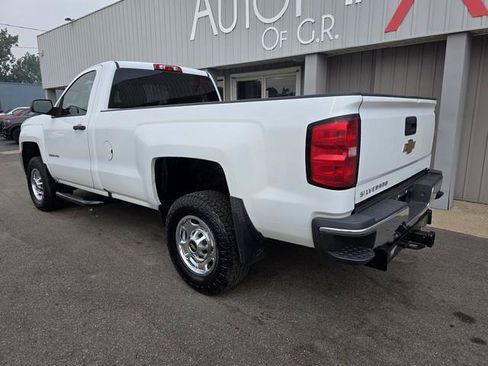 Used 2016 Chevrolet Silverado 2500 W/T w/ WT Convenience Package AWD/4WD image 5