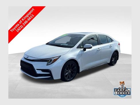 Certified 2025 Toyota Corolla SE w/ SE Premium Package image 1