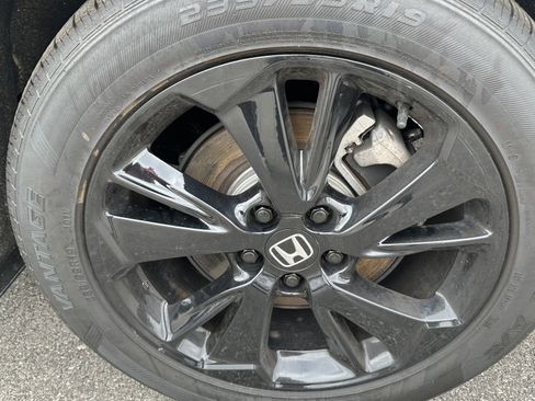 Used 2024 Honda Odyssey Sport image 13