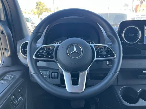 Used 2024 Mercedes-Benz Sprinter 3500 image 16
