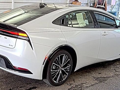 Used 2025 Toyota Prius Limited AWD/4WD image 4