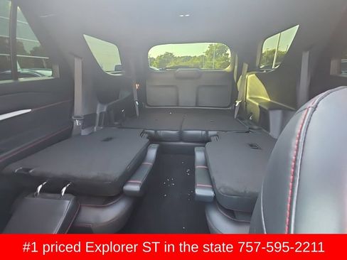 Used 2026 Ford Explorer ST w/ Sun And Sound Package AWD/4WD image 12
