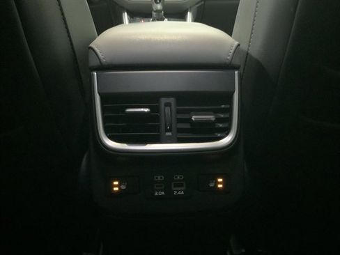 Used 2023 Subaru Outback Limited image 25