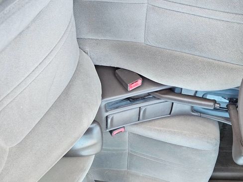 Used 2000 Toyota Camry LE image 26