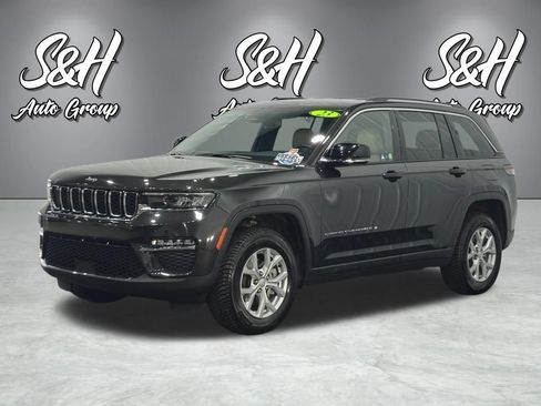 Used 2023 Jeep Grand Cherokee Limited AWD/4WD image 16
