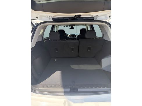 Used 2022 GMC Terrain SLE w/ Driver Convenience Package FWD image 13