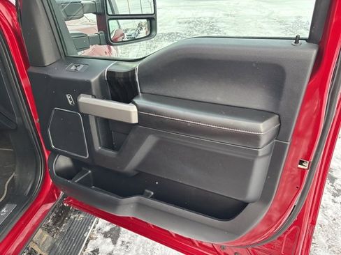 Used 2018 Ford F150 Platinum w/ Equipment Group 701A Luxury image 7