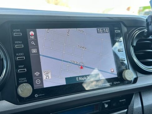 Used 2023 Toyota Tacoma TRD Off-Road w/ TRD Premium Off Road Package image 28