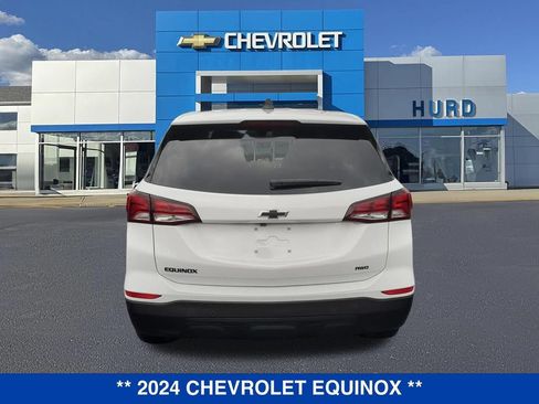 Used 2024 Chevrolet Equinox LS w/ LS Convenience Package AWD/4WD image 6