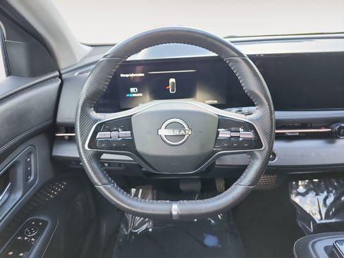Used 2023 Nissan Ariya FWD image 12