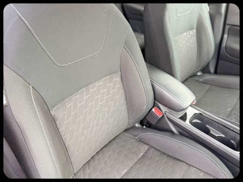 Used 2024 Nissan Kicks SV FWD image 9