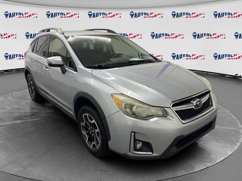 Used 2017 Subaru Crosstrek 2.0i Limited image 1