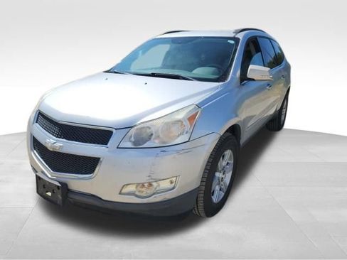 Used 2012 Chevrolet Traverse LT FWD image 7