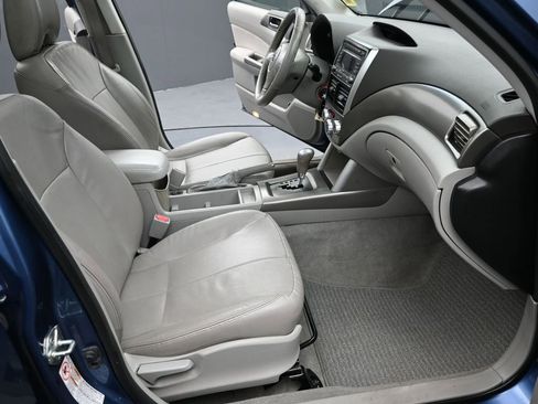 Used 2010 Subaru Forester 2.5X Limited image 27