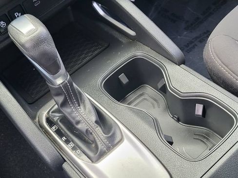 Used 2022 Nissan Frontier SV RWD image 16