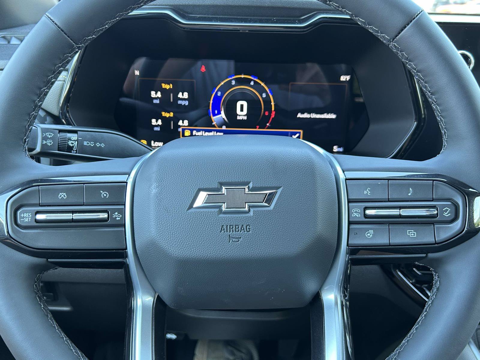 New 2026 Chevrolet Colorado ZR2 w/ Technology Package AWD/4WD image 24