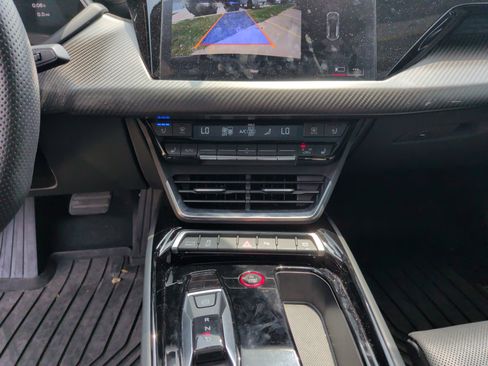 Certified 2023 Audi e-tron GT Premium Plus w/ Performance Package AWD/4WD image 21