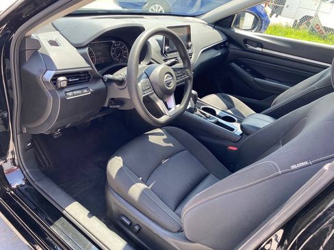 Used 2021 Nissan Altima 2.5 SV FWD image 7