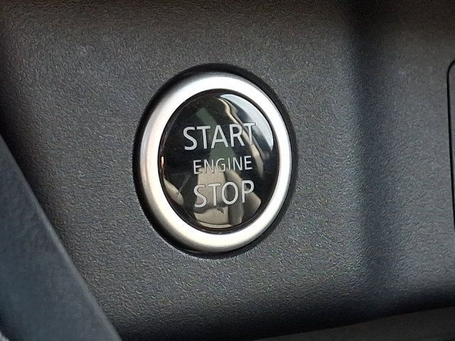 Used 2023 Nissan Rogue SL AWD/4WD image 25