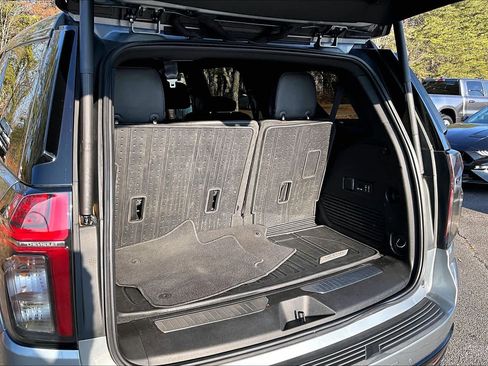 Used 2024 Chevrolet Tahoe RST w/ RST Performance Edition image 31