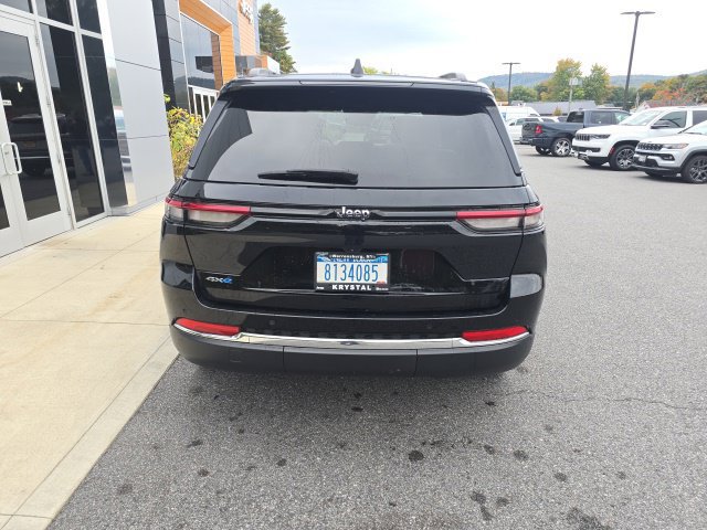 Used 2023 Jeep Grand Cherokee 4WD 4xe image 5