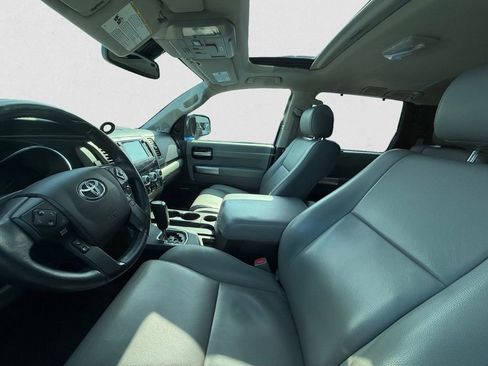 Used 2022 Toyota Sequoia Limited AWD/4WD image 7