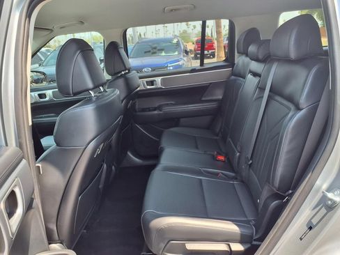 Used 2025 Hyundai Santa Fe SEL FWD image 24