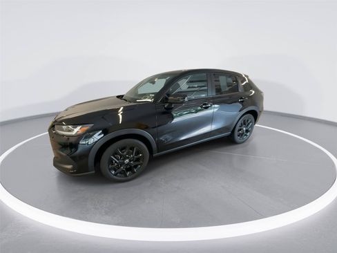 Used 2023 Honda HR-V Sport image 3