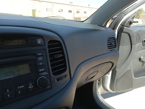 Used 2007 Hyundai Accent GS image 19