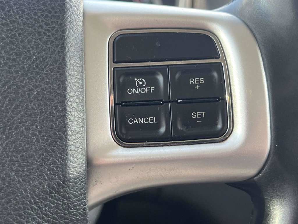 Used 2014 Dodge Journey Limited w/ Driver Convenience Group FWD image 25