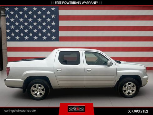 Used 2010 Honda Ridgeline RTS image 2