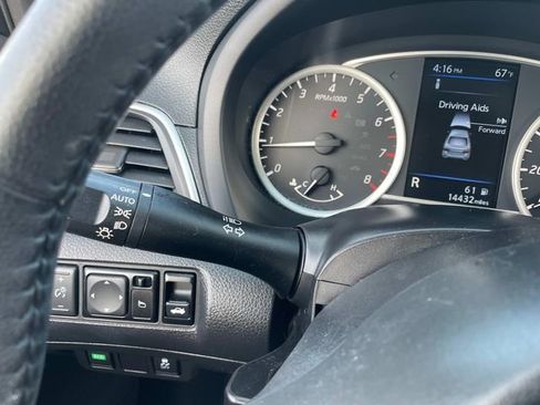 Used 2019 Nissan Sentra SV image 30