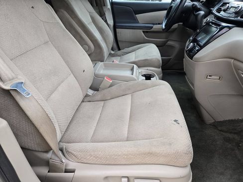 Used 2016 Honda Odyssey EX image 9